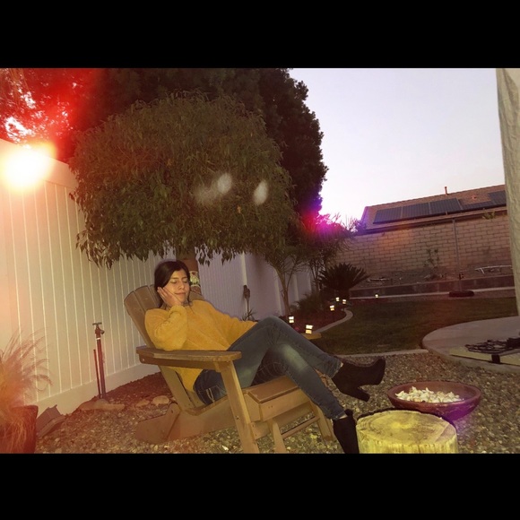 Meet your Posher, Gisselle - Picture 1 of 1